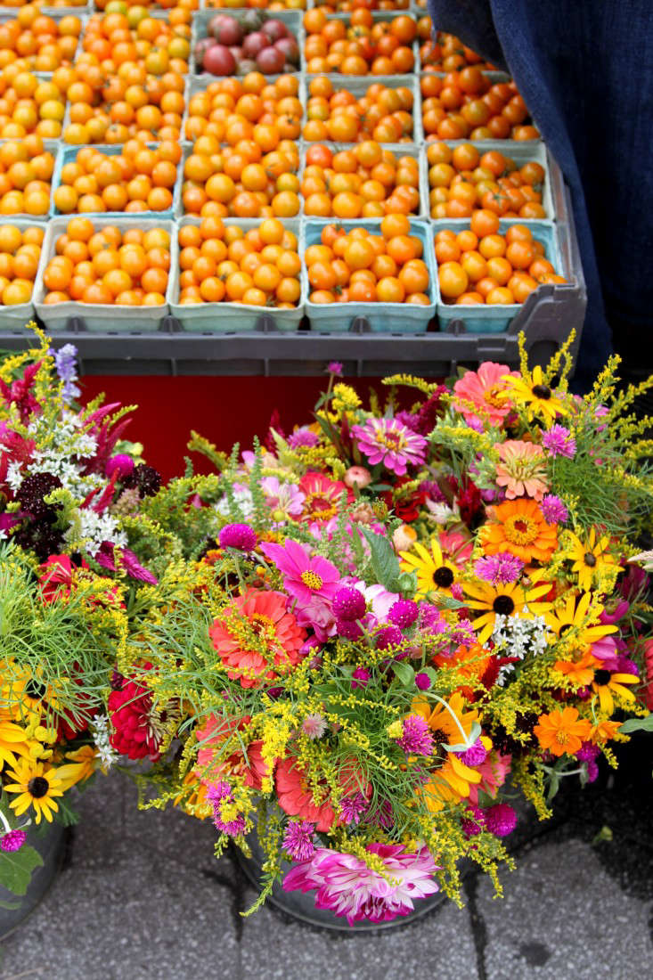 Get the Look Farmers' Market Flowers Gardenista